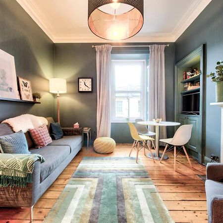 Guestready - Stylishly Presented City Centre Ap Edinburg Exteriör bild